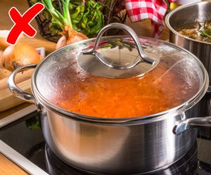 Những  sai lầm khi nấu ăn có thể khiến thức ăn của bạn trở nên độc hại hơn